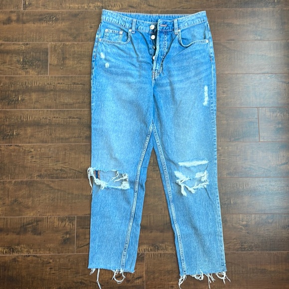 H&M // Slim Mom High Ankle Jeans // US 8 - Picture 1 of 6